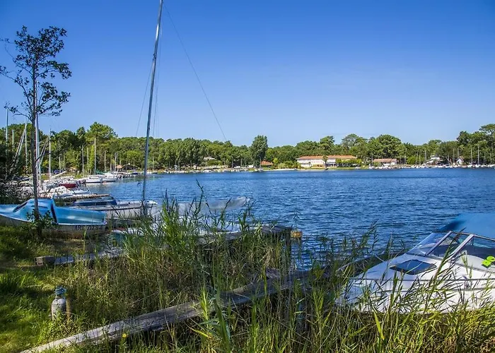 Navarrosse Duplex Avec Mezzanine Classe 1 Etoile Biscarrosse